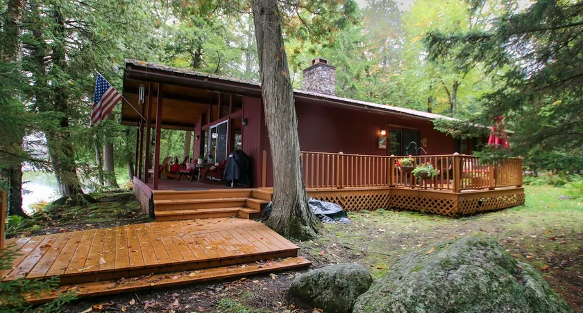 Gibbs Cottage - Image 1