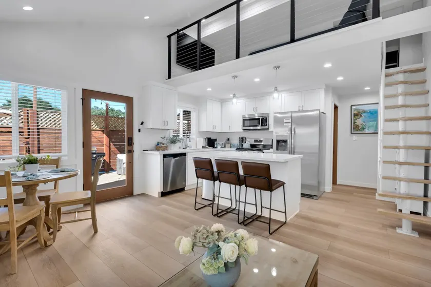 Village Cottage + Loft - Image 1