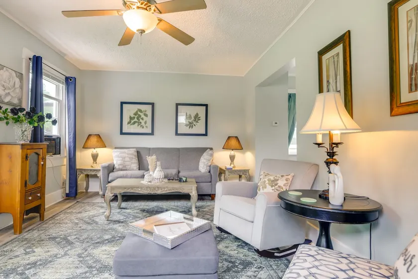 Near Campus & Dtwn! Dog-Friendly Dayton Retreat - Image 1