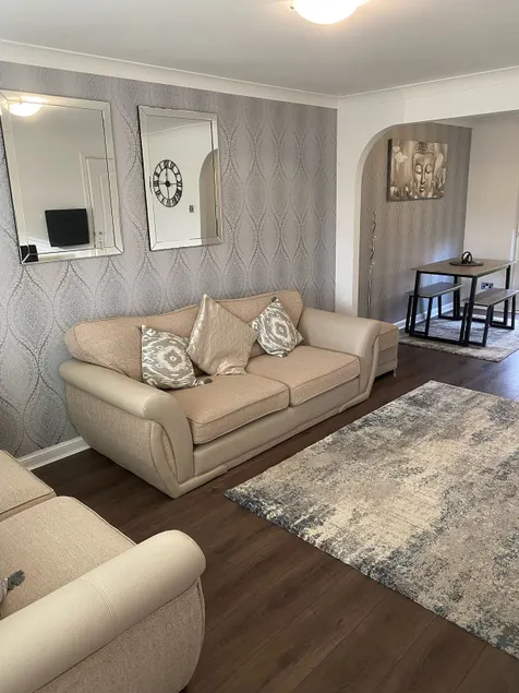 Snug Modern Home in Airdrie - Image 1
