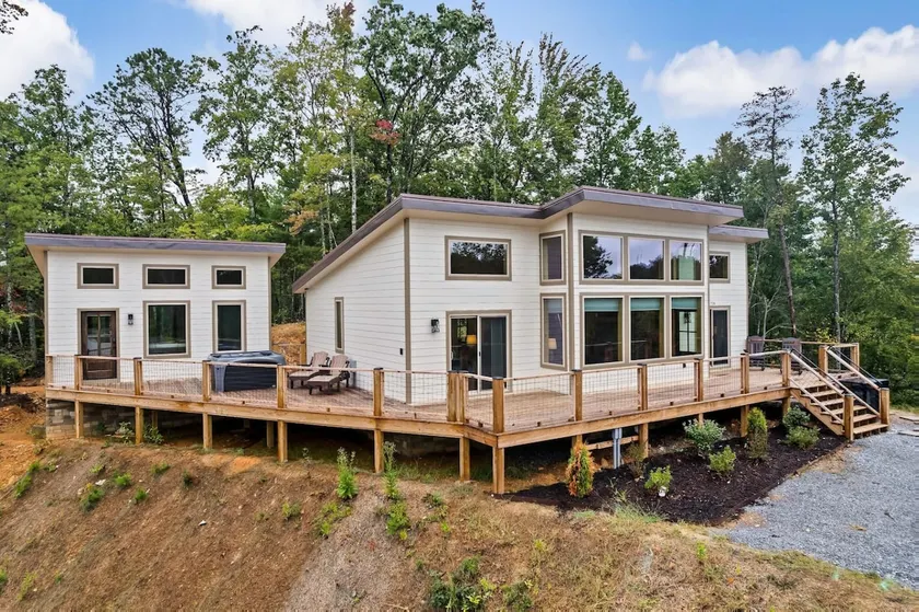 2BR Cabin with Private Indoor Pool and Hot Tub - Image 1