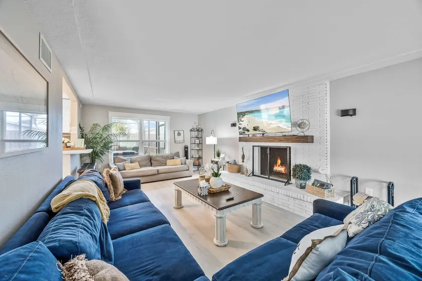 Pool, Game Room, 3 Kings | Magnolia Beach House - Image 1