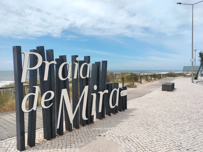 Mira Beach Essence - Image 1