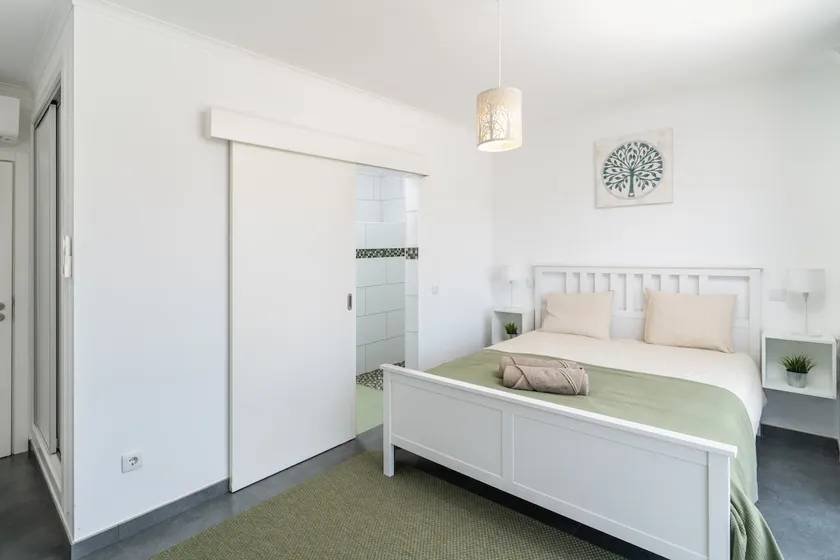 Spacious house in Olhao - Image 1