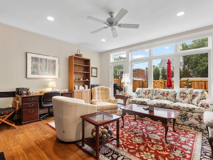 Classy Old Town Getaway, 3-BR in Perfect Location - Image 1