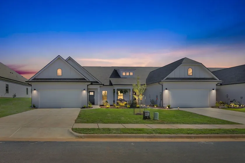 Modern Nest - Huntsville Hideaway home - Image 1