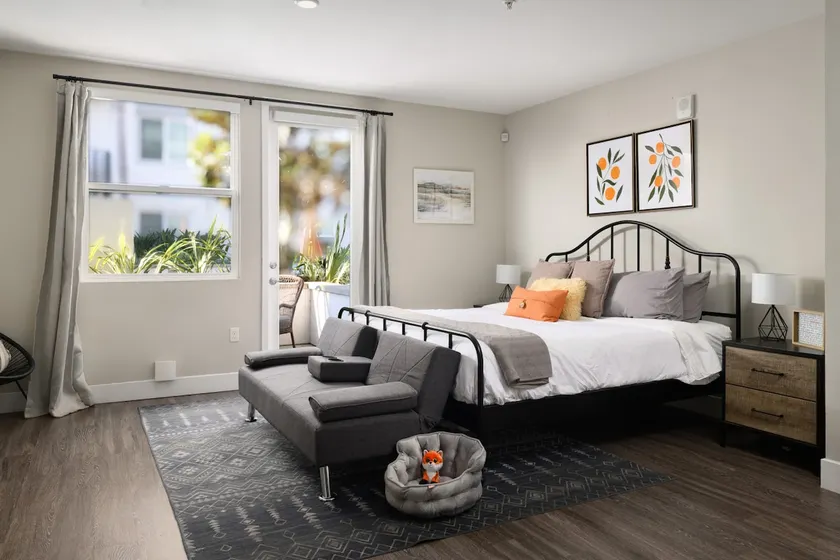 Casa Clementine - 10 min to SNA/Beach+Free Parking - Image 1