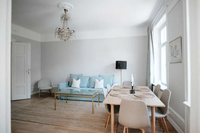 Cozy 2-bedroom APT in middle of Södermalm - Image 1