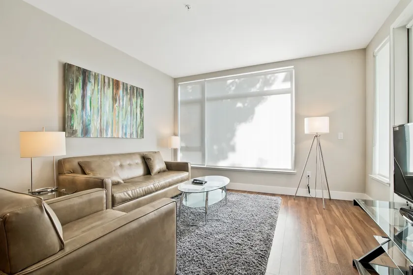 Private & Spacious 2BR | Free WiFi | Mountain View - Image 1