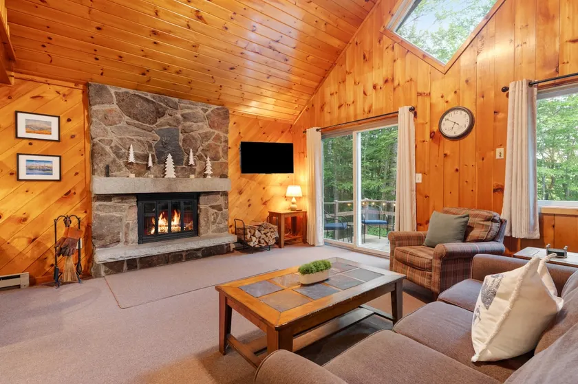 Rustic Luxe w/ Creek & Privacy - Image 1
