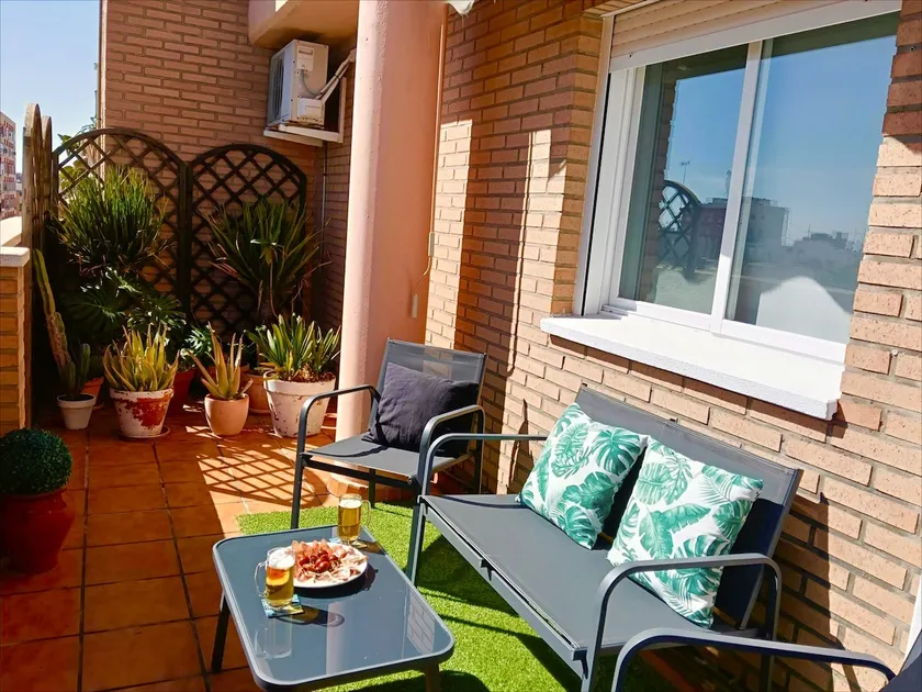 El Ático vacation rental in Encalma, terrace, garage, beach - Image 1