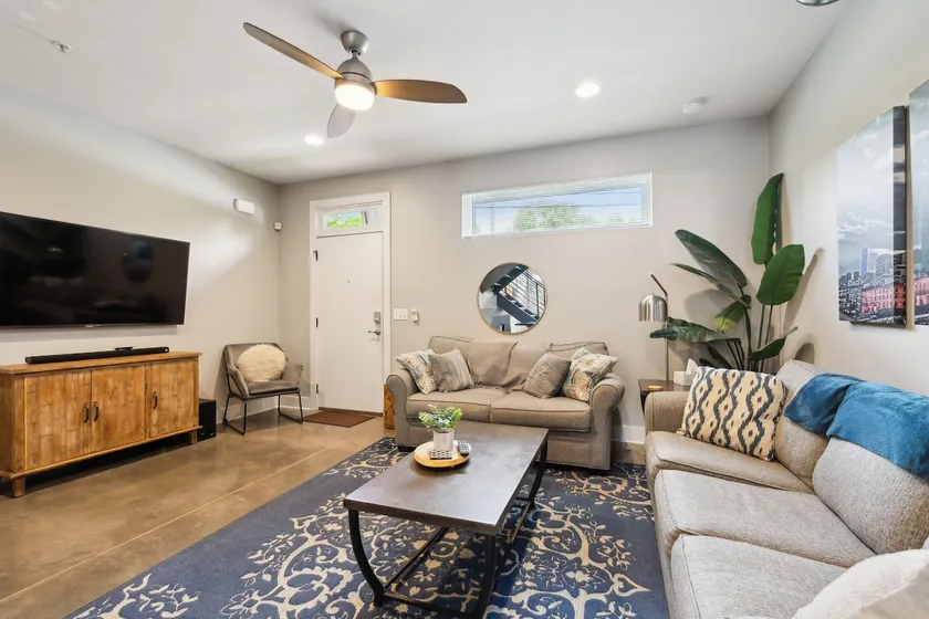 Cozy 3-Story Townhome w/ Rooftop & Skyline Views! - Image 1