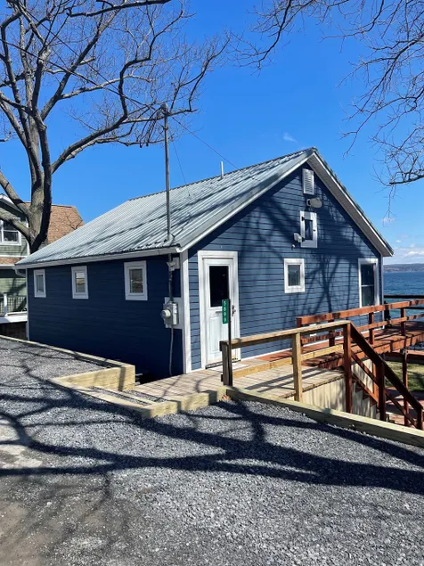 Year-round Cozy Cottage Charm on Cayuga Lake - Image 1