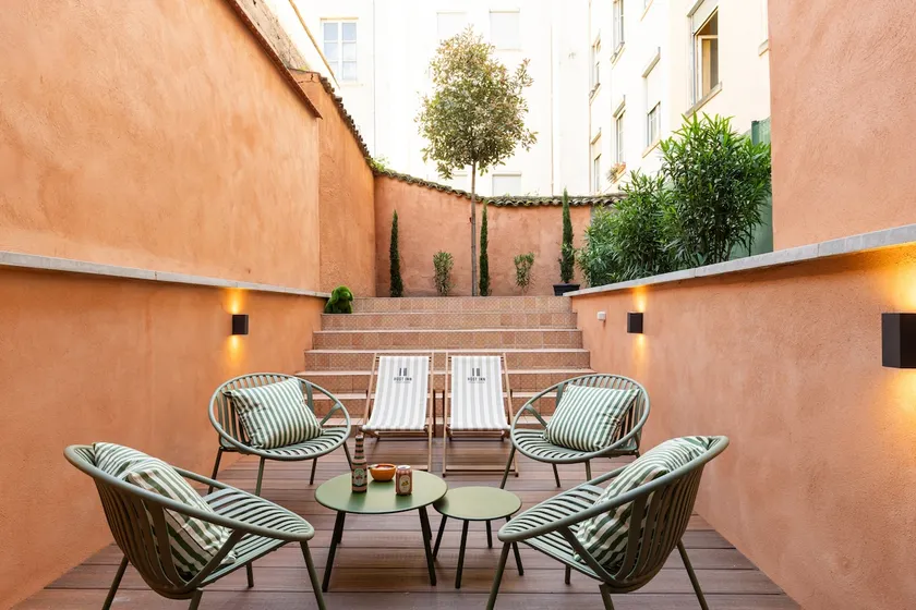 WoW House Spa Jacuzzi - Garden - Lyon Center - Image 1