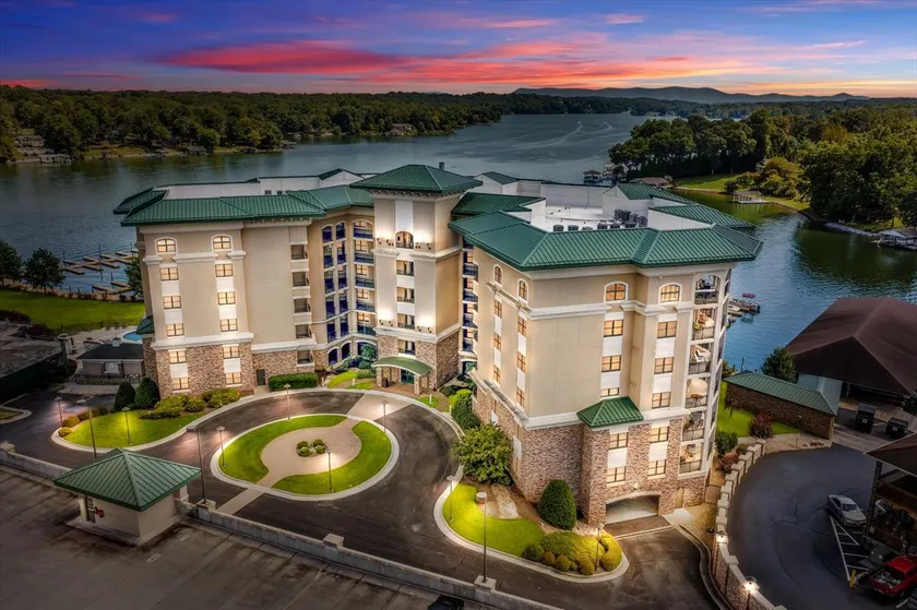 Lake Stardust - Condo with pool ! Pet friendly - Image 1