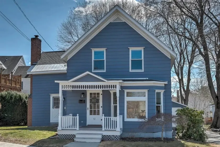 Family-Friendly 3BR Historic Home – Walk to Keene - Image 1