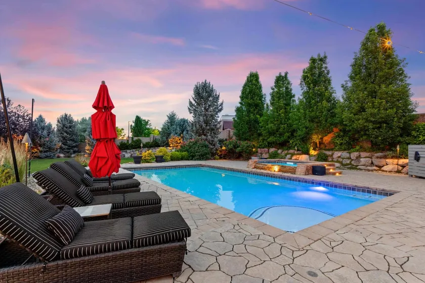 Luxury Mansion *Sleeps 20 *Pool *SportCrt *Theater - Image 1