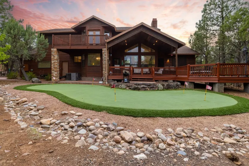 European Rustic Mountain Retreat in Torreon - Image 1