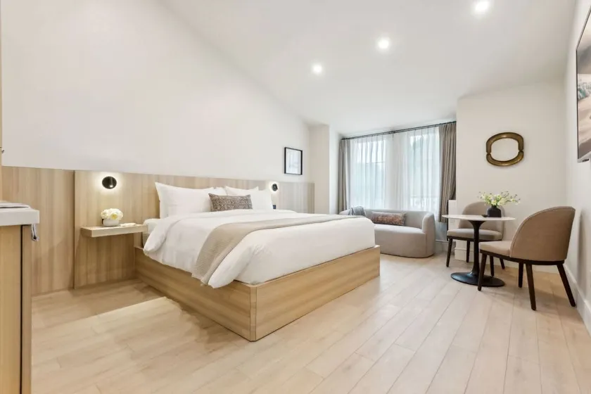 Casa Riviera 30 – Boutique Suites - Image 1