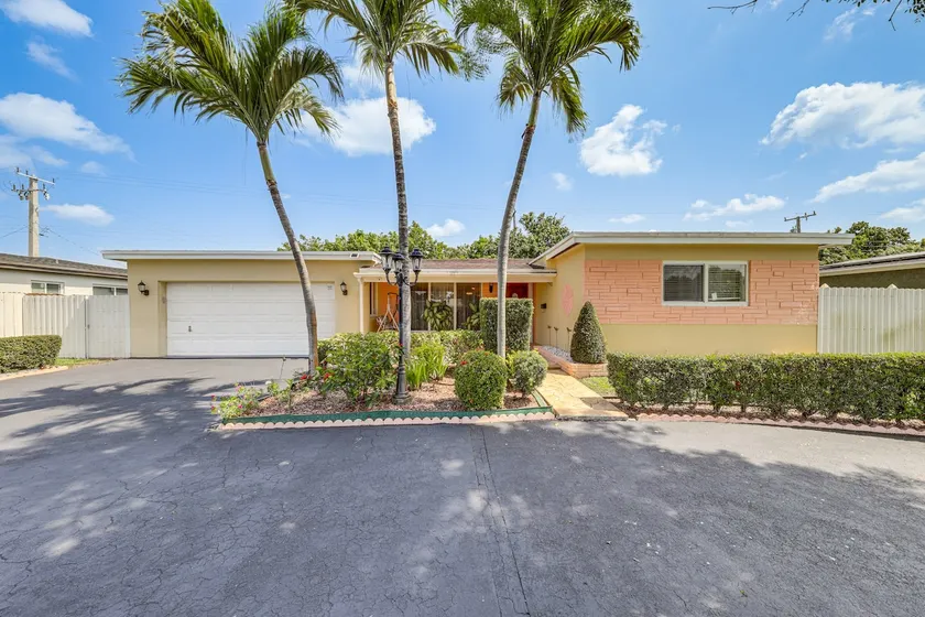 < 4 Mi to Hard Rock Stadium: Miramar Home w/ BBQ! - Image 1