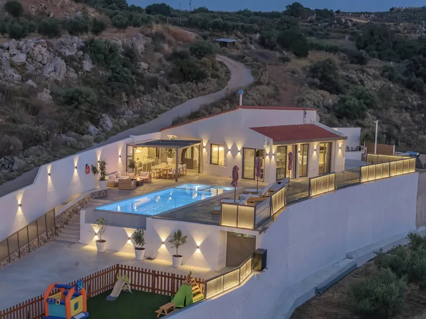 Luxury Villa Maximus - With Private Heated Pool - Image 1