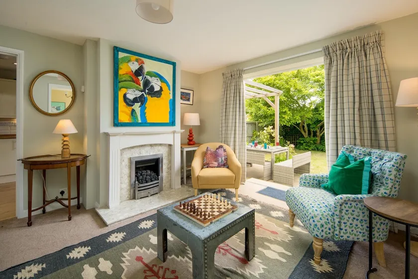 Central *Bembridge* family home - Image 1