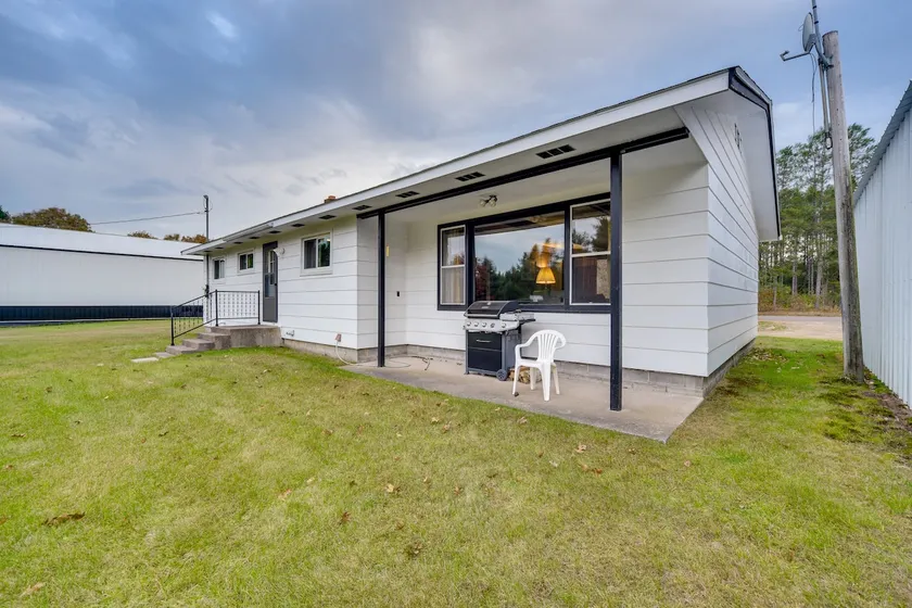 Fisher's Retreat: Hayward Home, Near ATV Trails! - Image 1