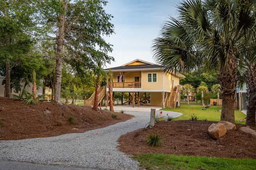 Private Soundside Home In Emerald Isle - Image 1