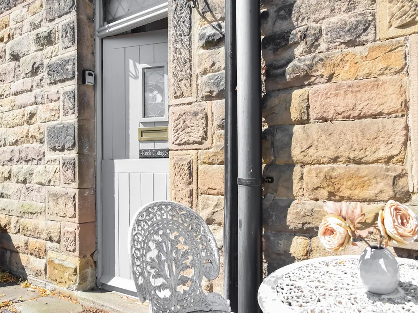 Rock Cottage - Image 1