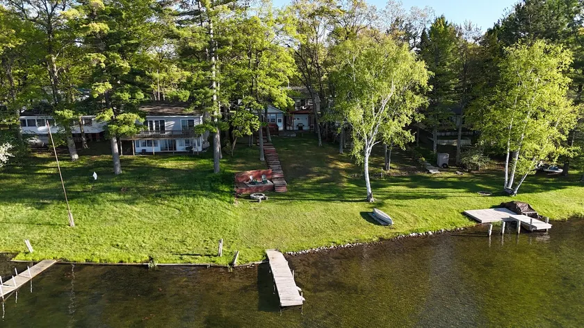 Seven Oaks at Bass Lake - Lakefront Getaway! - Image 1