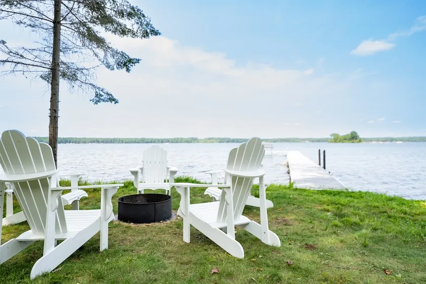 *Top Rated* Cozy Lake Cottage Big St. Germain - Image 1