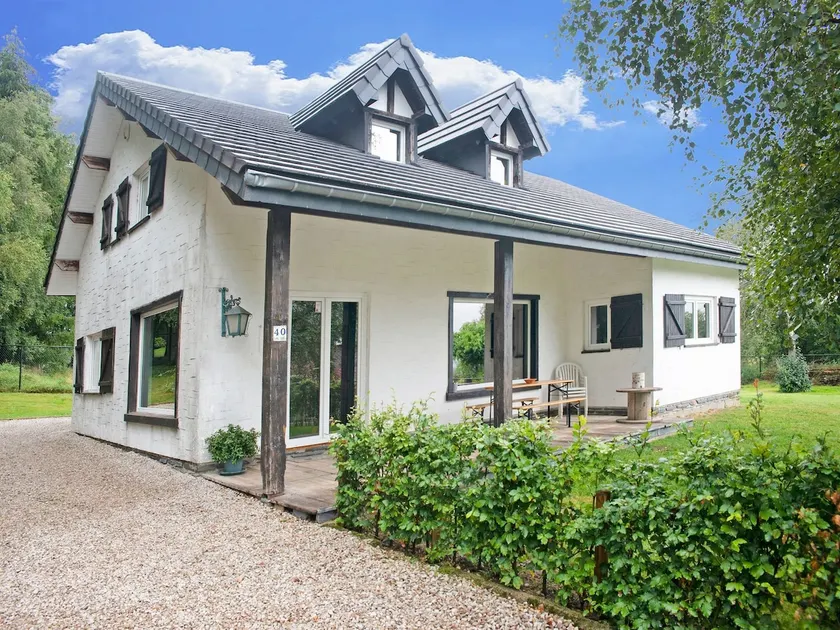 Scenic Stay in Xhoffraix - Image 1