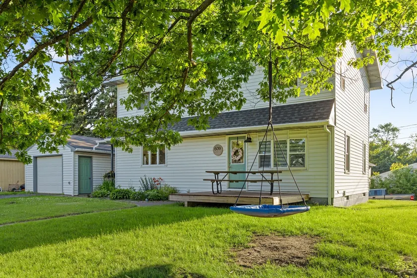 Farmhouse Near Jay Cooke, Heirloom Vacations - Image 1