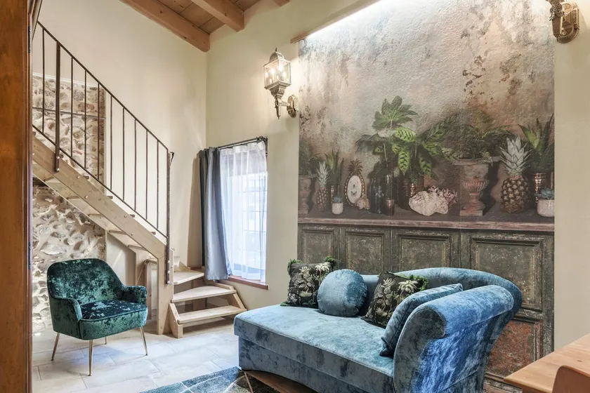 Regarda - Corte Monteleone Honeymoon Suite - Image 1