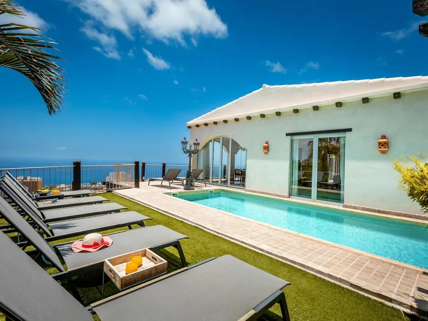 Villa Toscana Indoor Heated Pool, Sea view - Image 1