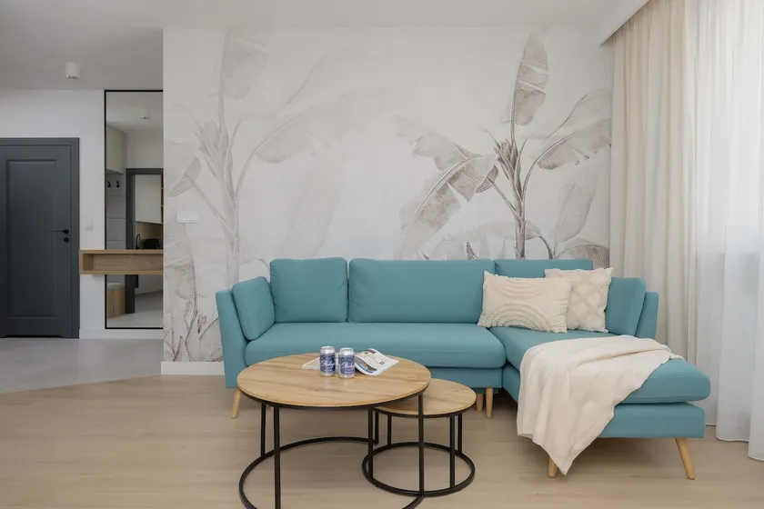 Cosy Air-Conditioned Apartment with Parking in the Garage by Renters Prestige - Image 1