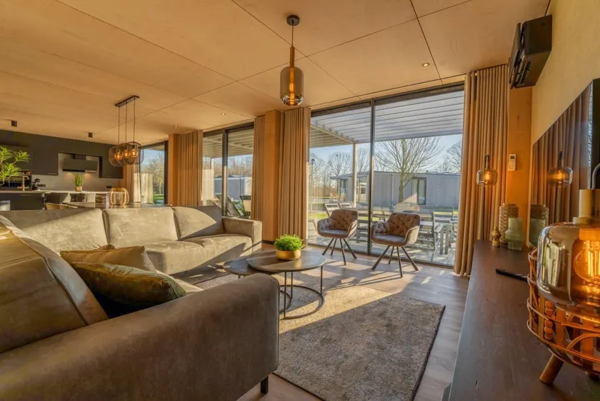 Bos Villa | 8 people - Image 1