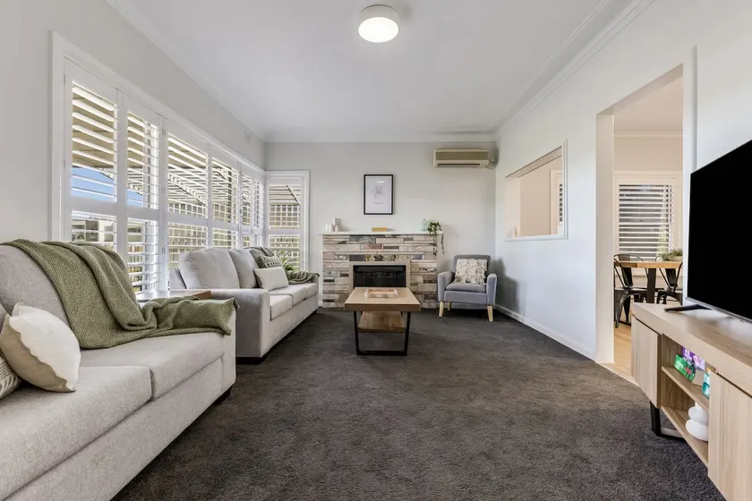 Kennington House 3BR Home in Bendigo City - Image 1