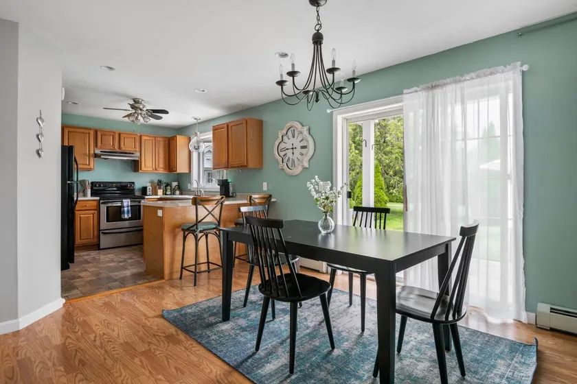 Huge Modern Townhome 10mins to Beach - Image 1