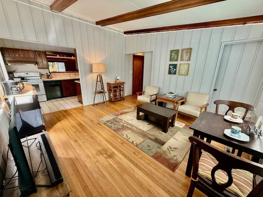 2BR Quiet Cottage- Walk to Wake Forest University - Image 1