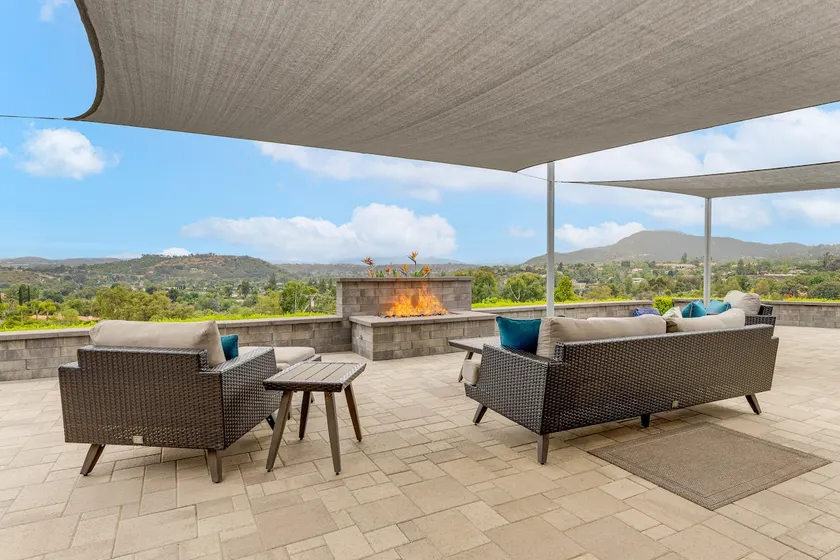 2 Mi to Lake Poway: Mtn-view Escape w/ Patio! - Image 1