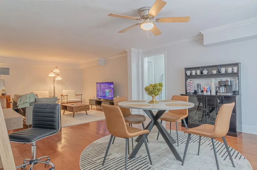 MidTown Flats Suite B2 - Image 1
