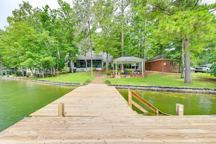 Waterfront Gem on Lake Martin w/ Kayaks & Dock! - Image 1