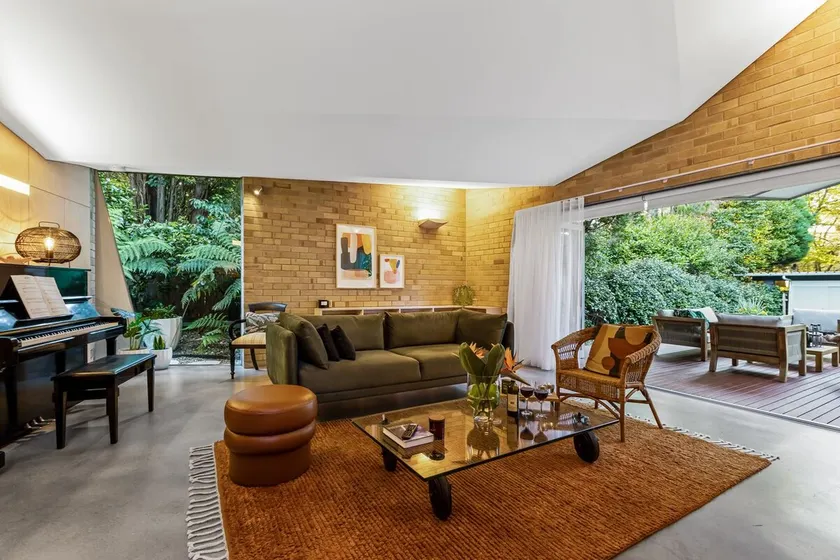 Piano House - Image 1