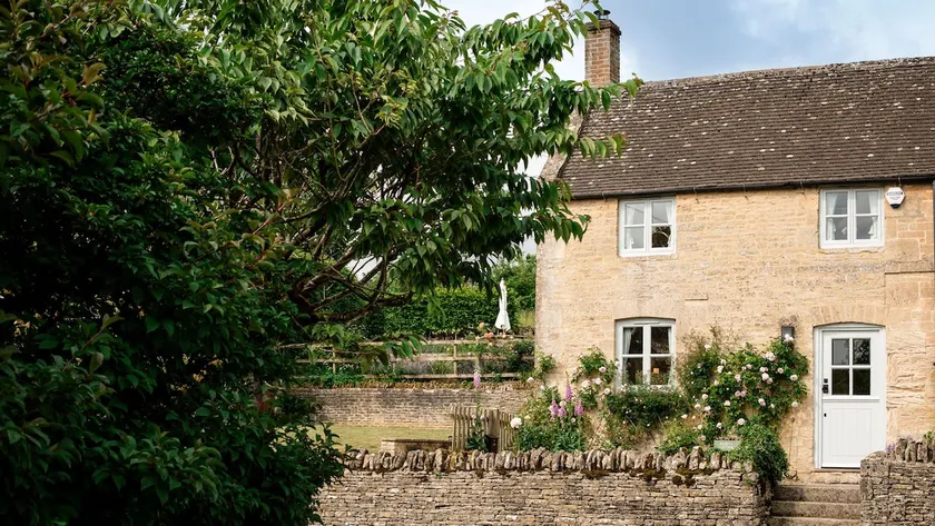 Pickett Cottage - pet friendly near Northleach - Image 1