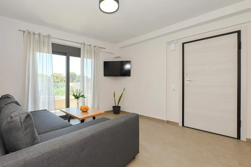 Aelion Eco Apartments - Image 1