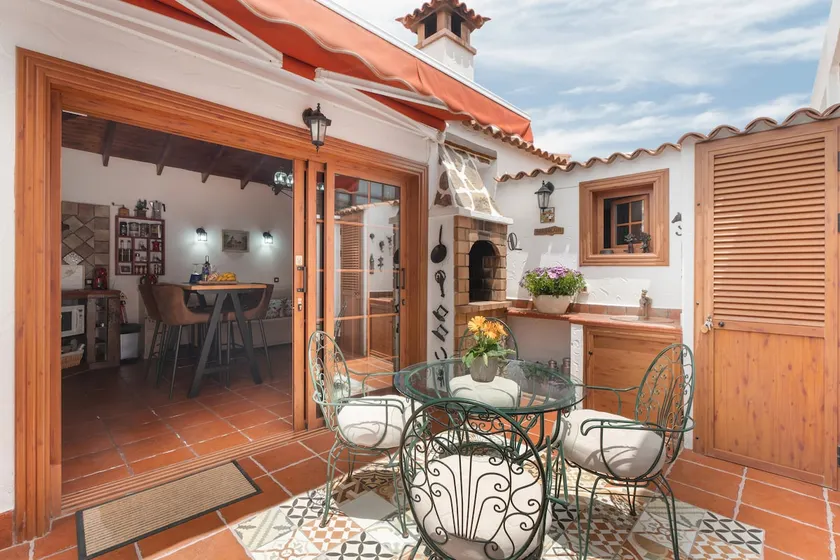 Conchita's Little House - Image 1