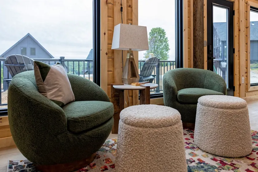The Fives - 22450 Cloud View Luxury Japandi Cabin - Image 1