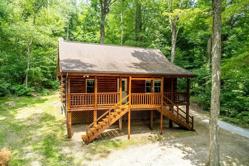 Pine Ridge Cabin - Secluded Cabin with Hot Tub - Image 1