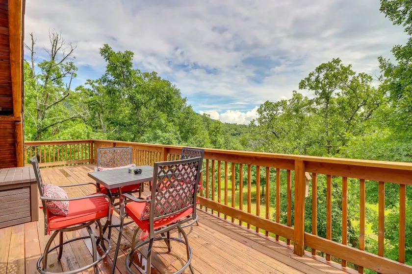 3,000 Sq Ft + Game Room: Ozarks Serenity Cabin! - Image 1